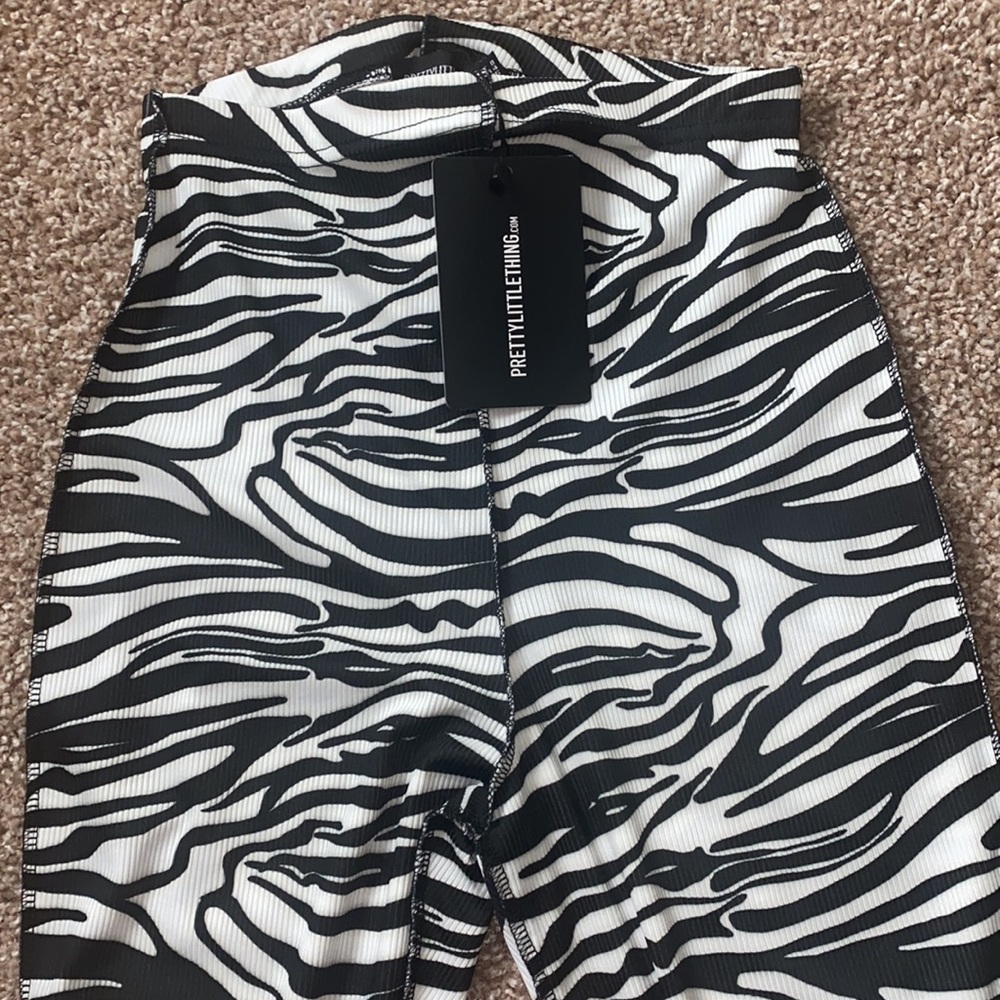 Zebra Pants. - Picture 7 of 7